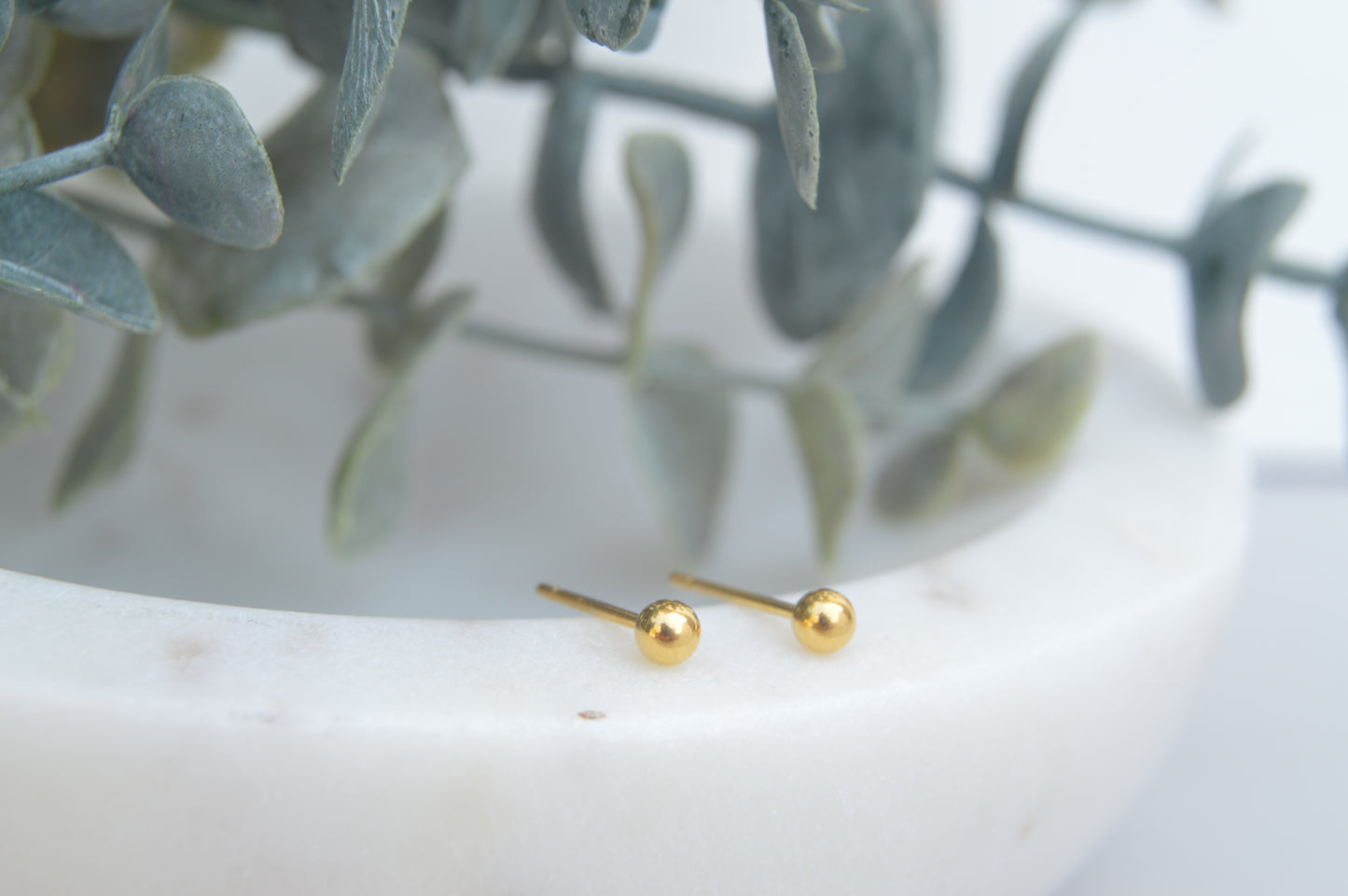 K1002 RETAIL EARRINGS - 3mm Gold Ball (Gold-Plated Medical Grade Stainless Steel)
