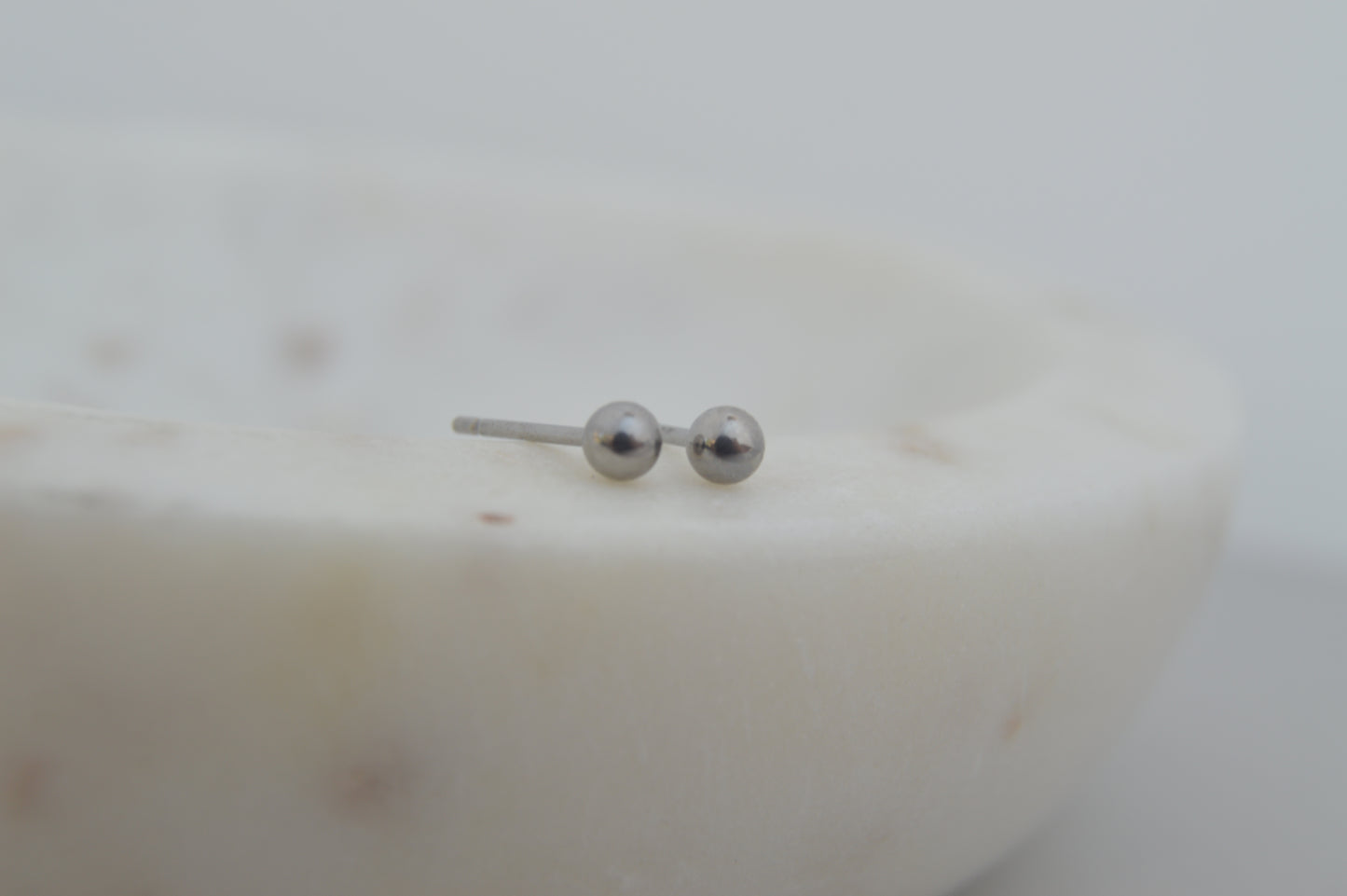 K2004 RETAIL EARRINGS - 3mm Ball (Medical Grade Stainless Steel)