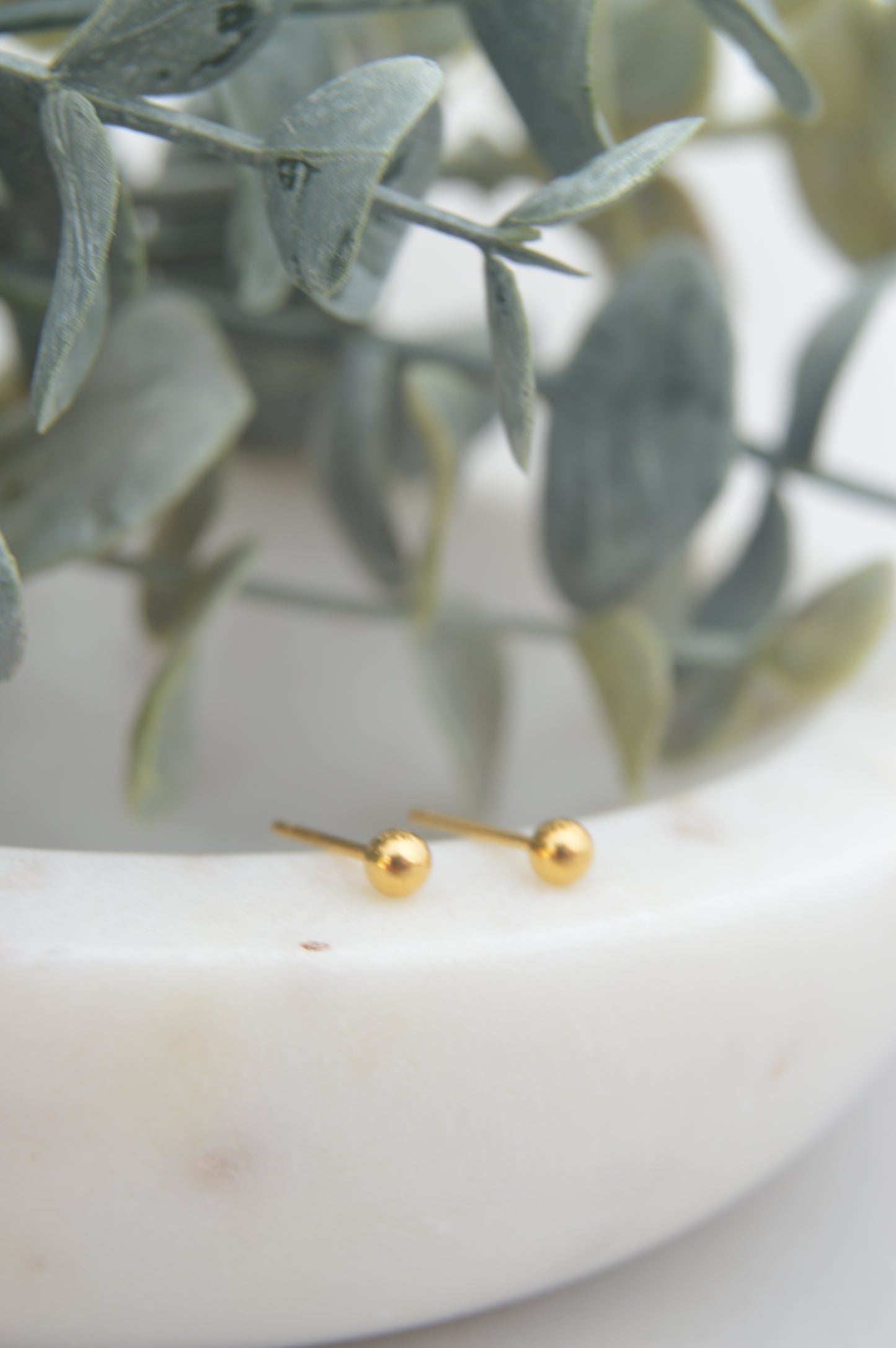 K1002 RETAIL EARRINGS - 3mm Gold Ball (Gold-Plated Medical Grade Stainless Steel)